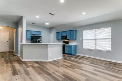815 Creekside Drive, Little Elm, TX 75068 - Photo 10