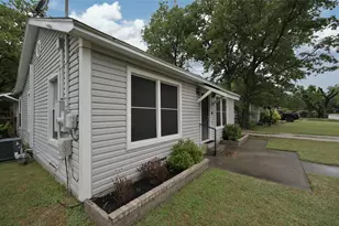 2021 Denison St, Denton, TX 76201 - Photo 30