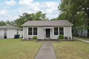2021 Denison St, Denton, TX 76201 - Photo 2