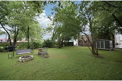 2021 Denison Street, Denton, TX 76201 - Photo 32