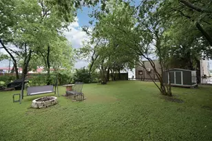 2021 Denison St, Denton, TX 76201 - Photo 32