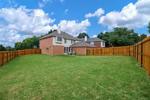 2400 Manchester Dr, Carrollton, TX 75006 - Photo 28