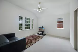 2400 Manchester Dr, Carrollton, TX 75006 - Photo 20