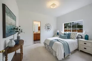 2400 Manchester Dr, Carrollton, TX 75006 - Photo 14
