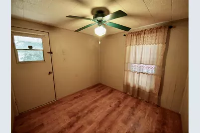 804 Kentucky Street, Graham, TX 76450 - Photo 24