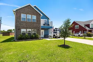 220 Swan Pkwy, East Tawakoni, TX 75472 - Photo 4