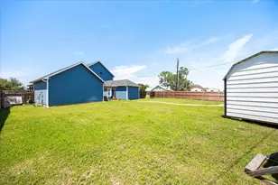 220 Swan Pkwy, East Tawakoni, TX 75472 - Photo 28