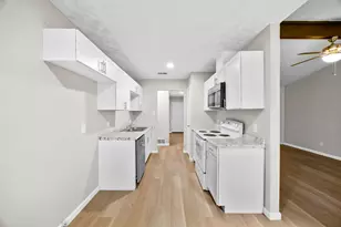 6219 Kelly Elliott Rd, Arlington, TX 76001 - Photo 8