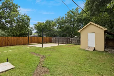1042 SW 3rd Street, Grand Prairie, TX 75051 - Photo 24