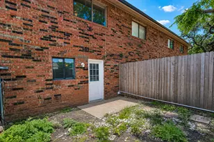 2813 Wimbledon Ct, Garland, TX 75041 - Photo 30