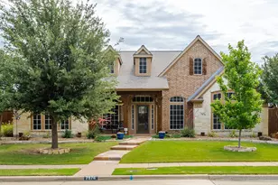 7976 Dunafan Ct, Frisco, TX 75036 - Photo 2