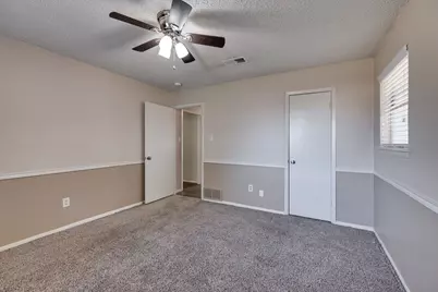 504 S Colonial Drive, Cleburne, TX 76033 - Photo 18