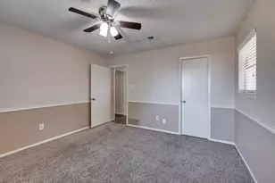504 S Colonial Dr, Cleburne, TX 76033 - Photo 18