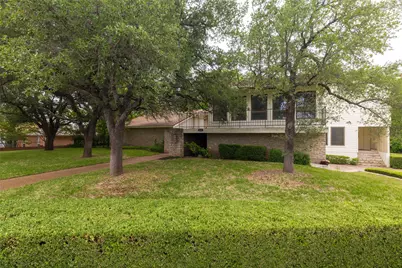 619 Baylor Street, Weatherford, TX 76086 - Photo 2