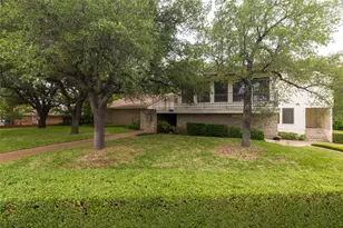 619 Baylor St, Weatherford, TX 76086 - Photo 2