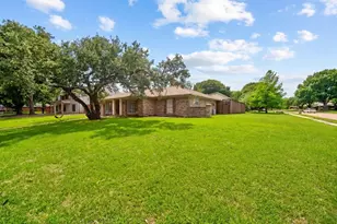 3107 Canyon Creek Dr, Richardson, TX 75080 - Photo 1
