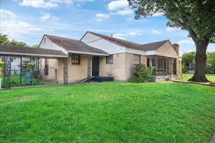 1718 S Marsalis Ave, Dallas, TX 75216 - Photo 4