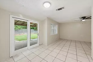 207 Water Ln, Crowley, TX 76036 - Photo 8