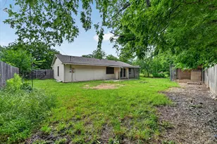 207 Water Ln, Crowley, TX 76036 - Photo 22