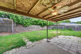 207 Water Ln, Crowley, TX 76036 - Photo 22