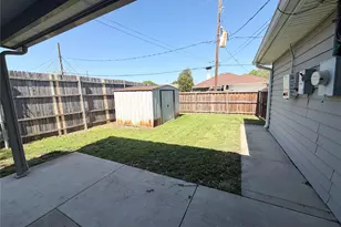 805 Hillbrooke Dr, Arlington, TX 76001 - Photo 18