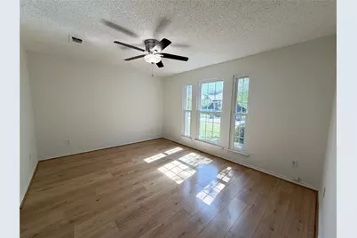 805 Hillbrooke Drive, Arlington, TX 76001 - Photo 10