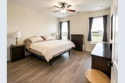1204 Burlingame Drive, Cleburne, TX 76033 - Photo 6