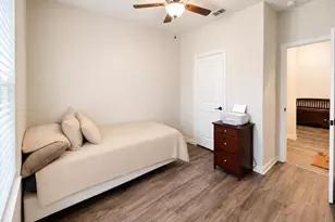 1204 Burlingame Dr, Cleburne, TX 76033 - Photo 10