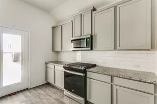 11309 Ponderosa Trl, Aubrey, TX 76227 - Photo 18