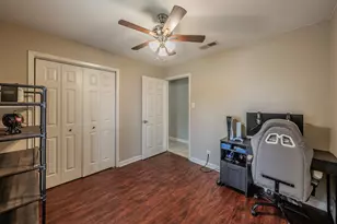 6037 Lindy Ln, Watauga, TX 76148 - Photo 16