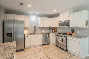 6037 Lindy Ln, Watauga, TX 76148 - Photo 8