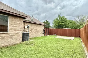 1987 Castle Dr, Garland, TX 75040 - Photo 26