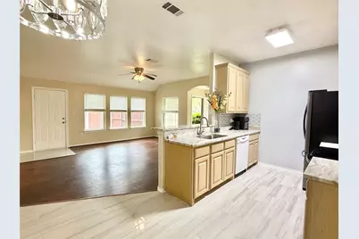 1987 Castle Drive, Garland, TX 75040 - Photo 10