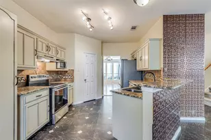911 Harwood Ct, Euless, TX 76039 - Photo 14