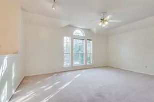 911 Harwood Ct, Euless, TX 76039 - Photo 16