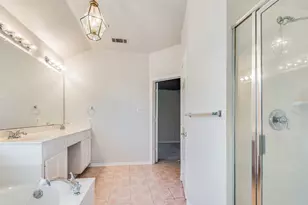 911 Harwood Ct, Euless, TX 76039 - Photo 20