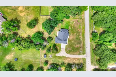 1355 Jay Bird Road, Springtown, TX 76082 - Photo 40