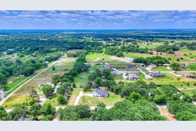1355 Jay Bird Road, Springtown, TX 76082 - Photo 38