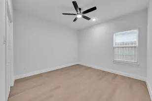 5212 Cox St, Fort Worth, TX 76105 - Photo 6