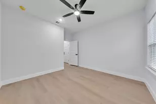 5212 Cox St, Fort Worth, TX 76105 - Photo 8