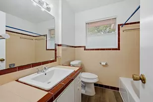 1119 W McGee St, Sherman, TX 75092 - Photo 8