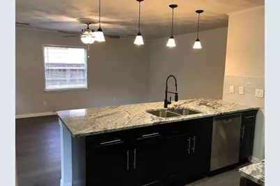 1617 E Union Bower Road, Irving, TX 75061 - Photo 4