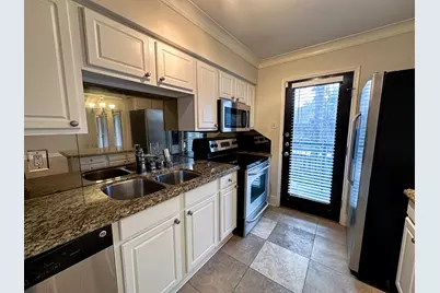 7730 Meadow Park Drive #201, Dallas, TX 75230 - Photo 4
