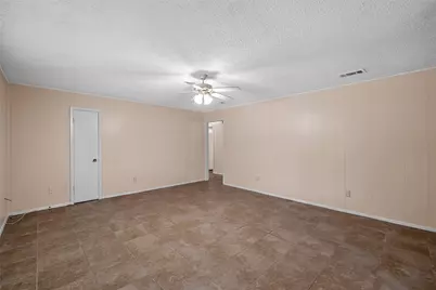 549 Dison Drive, Waco, TX 76706 - Photo 14
