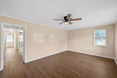 111 E Dawn Drive, Robinson, TX 76706 - Photo 2