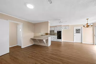 111 E Dawn Drive, Robinson, TX 76706 - Photo 6