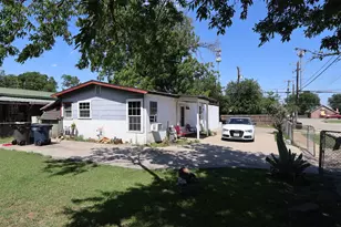 3600 Ellis Ave, Fort Worth, TX 76106 - Photo 2