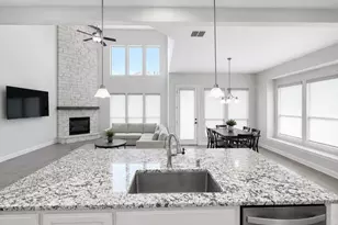 1009 Hunters Creek Dr, Rockwall, TX 75087 - Photo 1