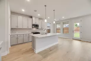 165 Ashbrook St, Little Elm, TX 75068 - Photo 6