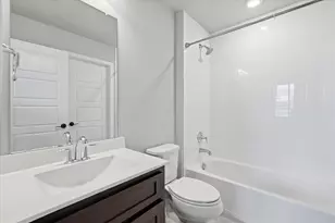 1713 Roundtree Cir E, Fort Worth, TX 76008 - Photo 32